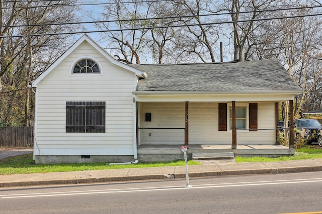 view of front of house featuring a porch