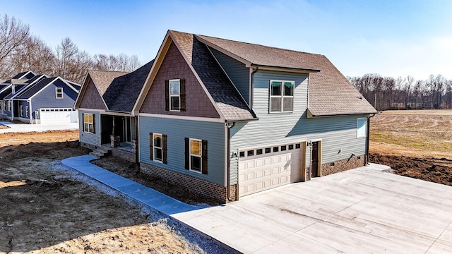 view of front facade featuring a garage