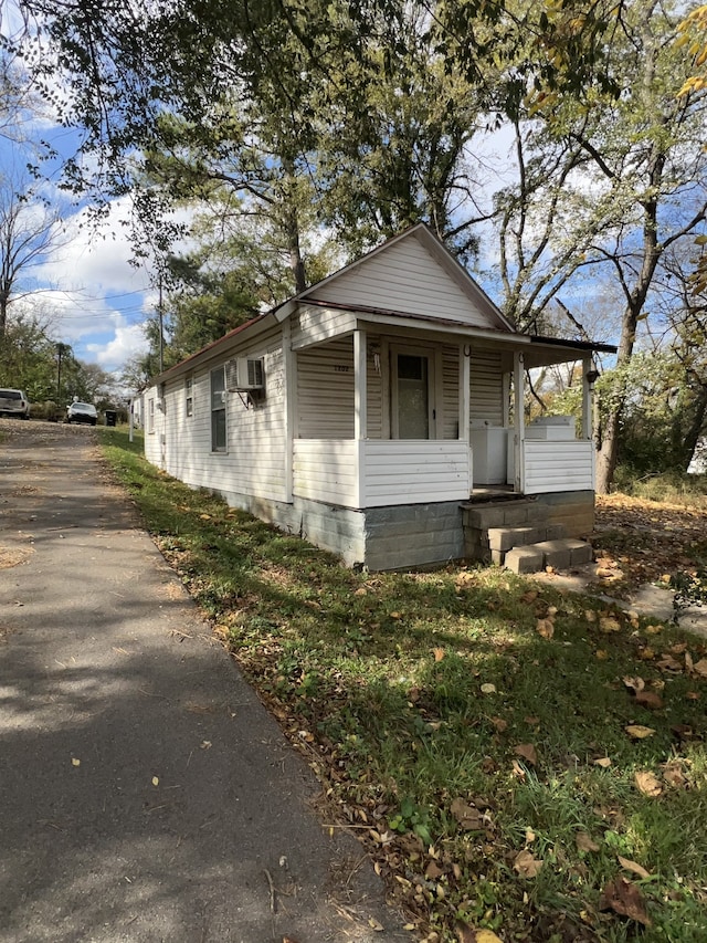 bungalow-style house featuring a porch