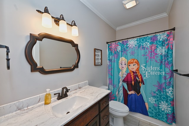 bathroom with vanity, curtained shower, toilet, and ornamental molding