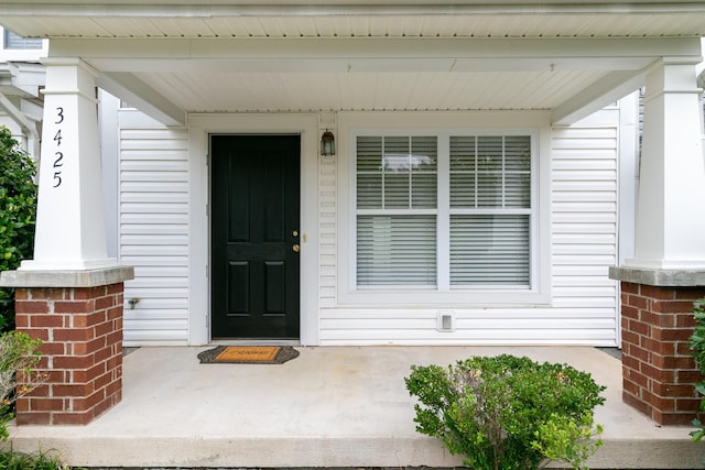 3425 Harpeth Springs Dr, Nashville, TN 37221 - entrance to property featuring covered porch
