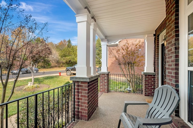 view of patio / terrace featuring covered porch