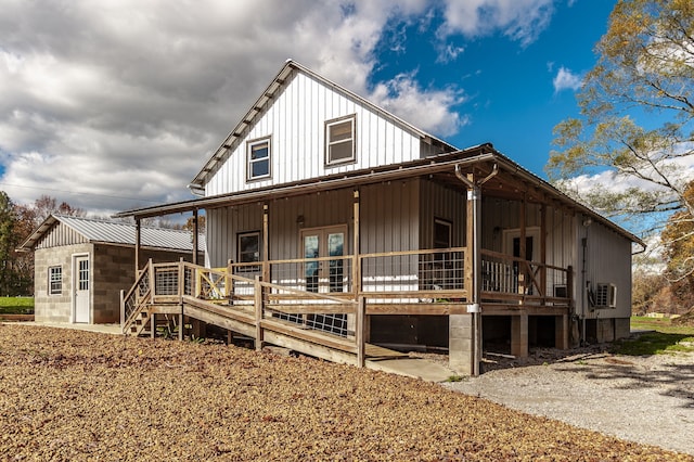 view of front of home with a porch