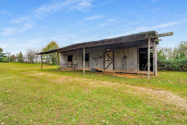 view of outbuilding