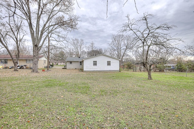 200 Barry Ave, Gallatin, TN 37066 - view of yard