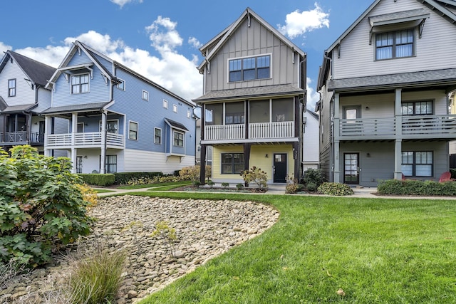 view of front of home with a front yard