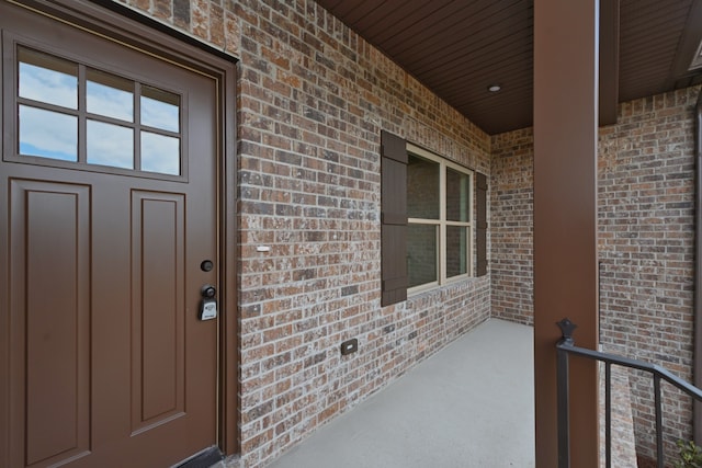 property entrance with a porch