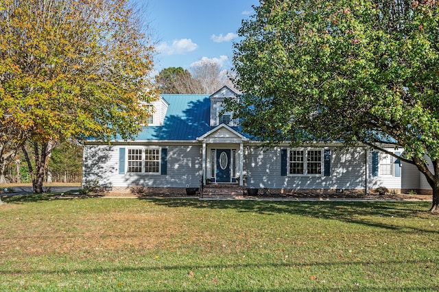 view of front of house featuring a front lawn