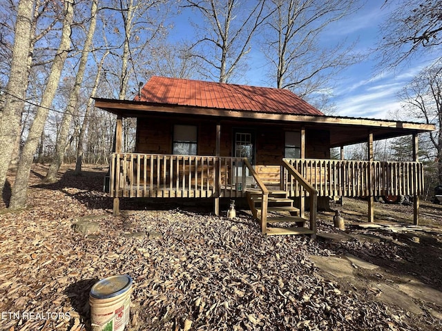 view of front of house featuring a deck