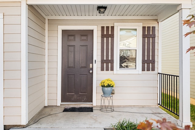 view of property entrance