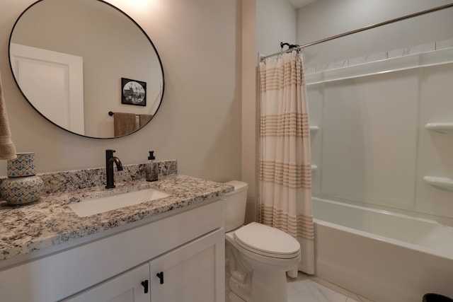 full bathroom with shower / bath combination with curtain, vanity, and toilet