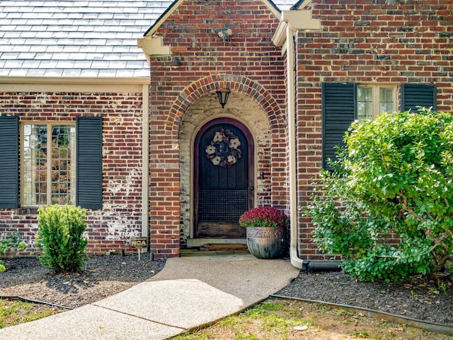 view of exterior entry