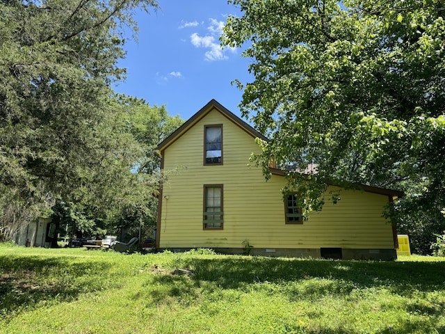 view of home's exterior