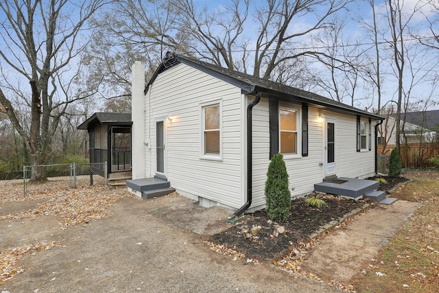 view of front of property