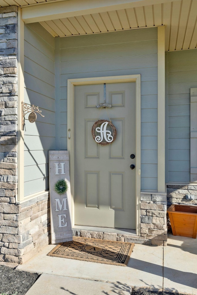 view of property entrance