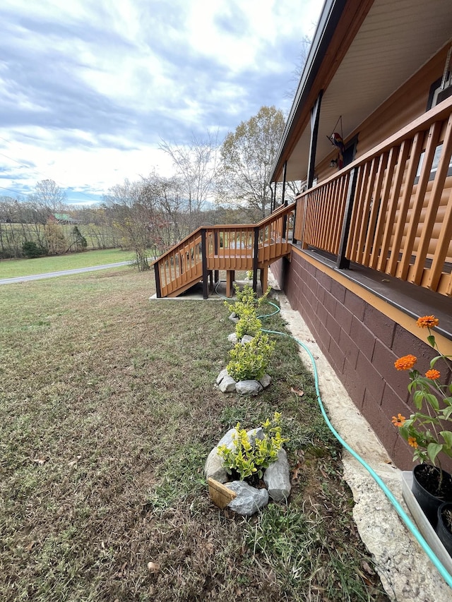 314 Birdsong Dr, Cadiz, KY 42211 - view of side of home with a yard