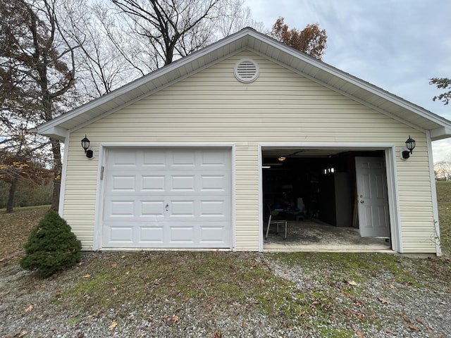 314 Birdsong Dr, Cadiz, KY 42211 - view of detached garage