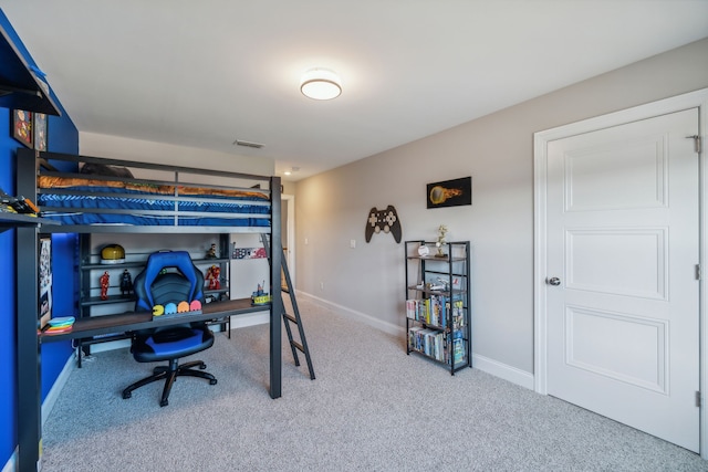 bedroom featuring carpet flooring