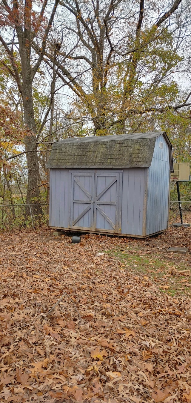 view of outdoor structure