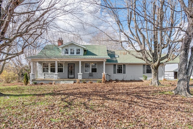 view of front of house featuring covered porch