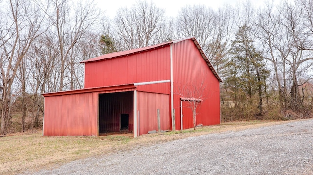 view of outdoor structure with an outdoor structure