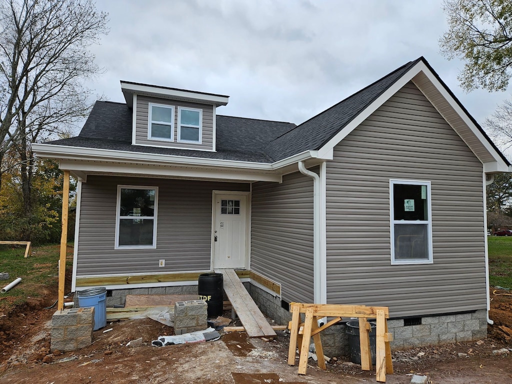 view of front of house featuring covered porch