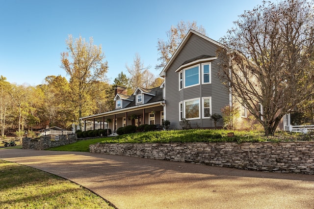 view of front of house with covered porch