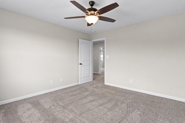 650 Woodrush Dr, Clarksville, TN 37040 - unfurnished room with carpet and a ceiling fan