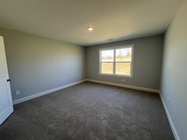 view of carpeted spare room