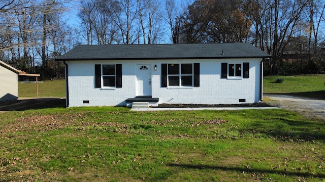 view of front of house featuring a front yard