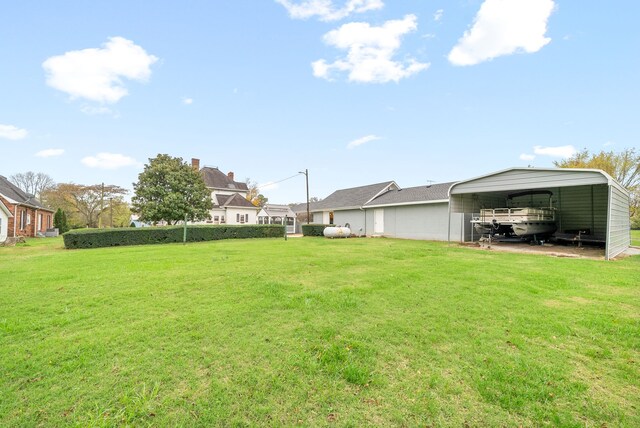 428 N Main St, Trenton, KY 42286 - view of yard with a carport
