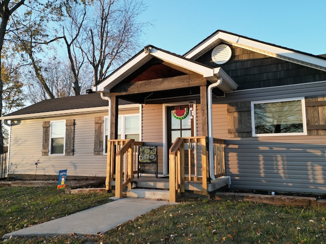 view of front of home with a front yard