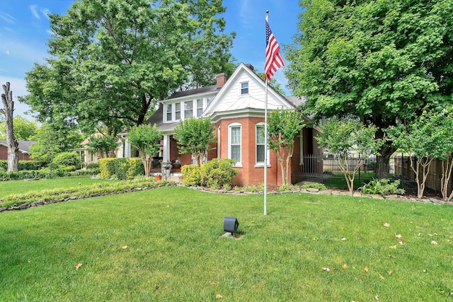 view of front of house with a front yard