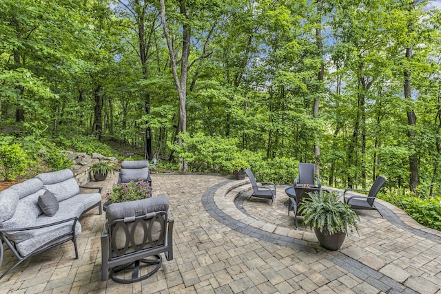 view of patio featuring outdoor lounge area