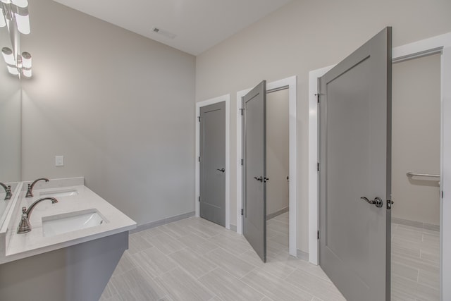 bathroom with vanity