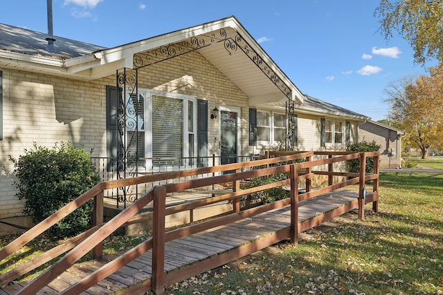 exterior space featuring a lawn