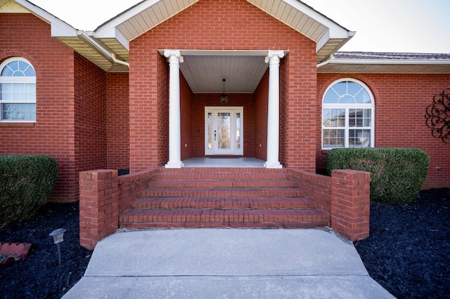 doorway to property with covered porch