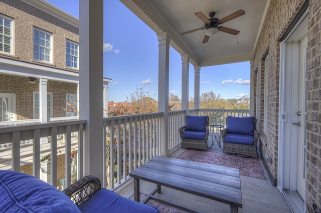 balcony featuring ceiling fan