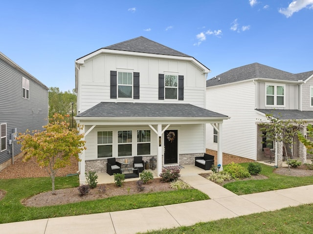 view of front of property featuring a porch