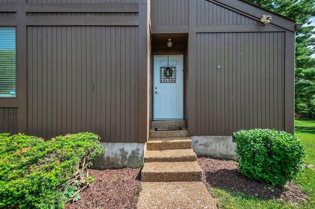 view of entrance to property