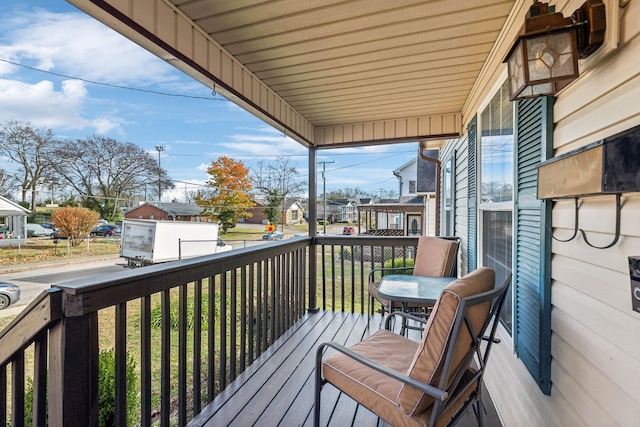 balcony featuring covered porch