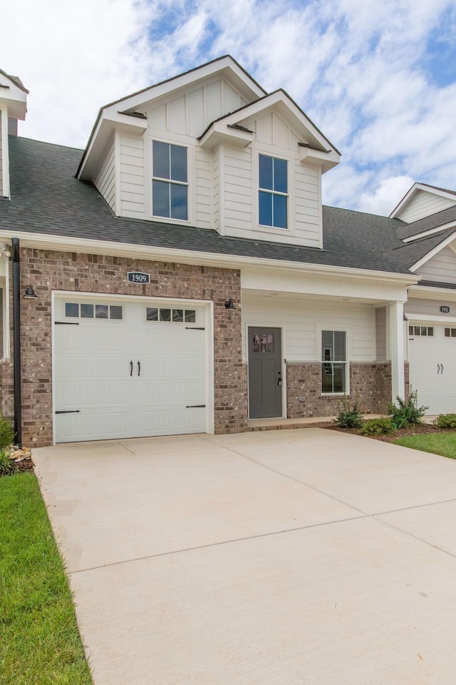 craftsman-style house featuring a garage