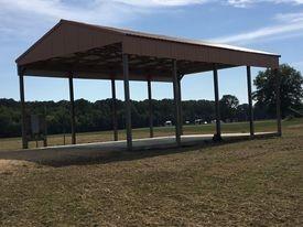 510 Riverfront Dr, Clifton, TN 38425
