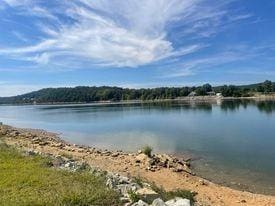 510 Riverfront Dr, Clifton, TN 38425