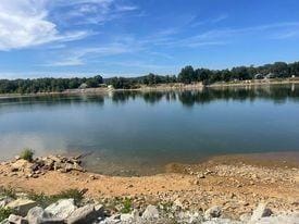 510 Riverfront Dr, Clifton, TN 38425