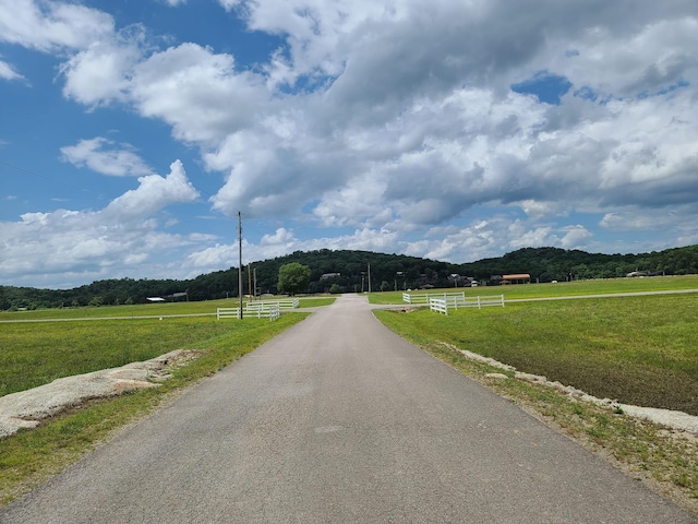 510 Riverfront Dr, Clifton, TN 38425