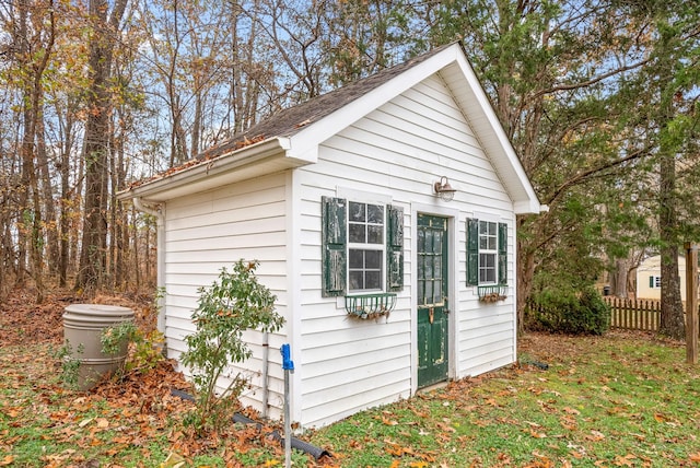 view of outbuilding