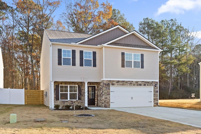 view of front facade featuring a garage