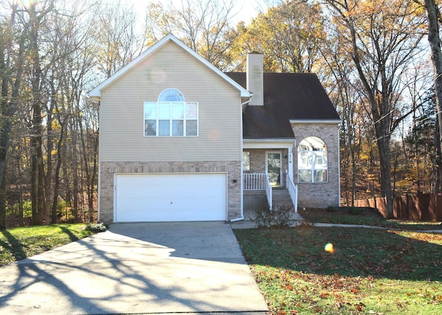 view of front facade featuring a garage