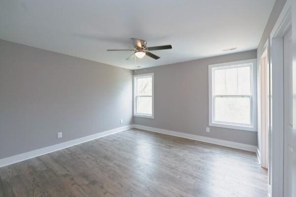 104A N St, Portland, TN 37148 - unfurnished room featuring wood finished floors, baseboards, and ceiling fan